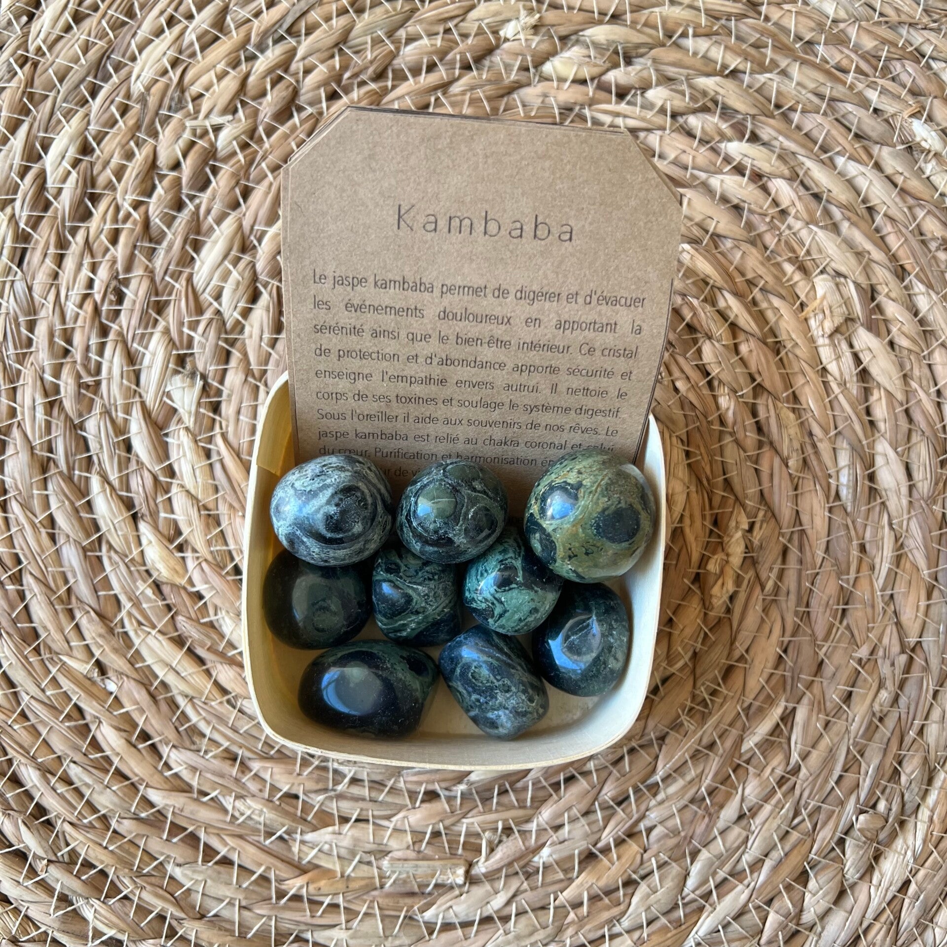 Jaspe kambaba, pierre roulée