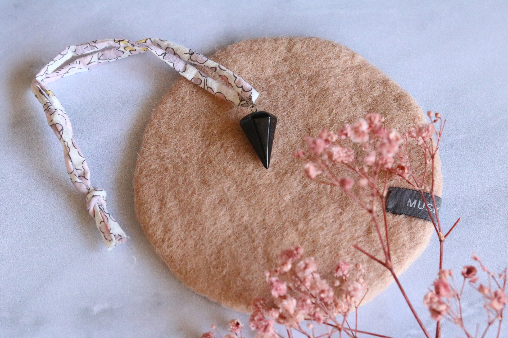 Obsidienne, pendule