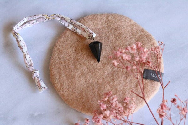 Obsidienne, pendule
