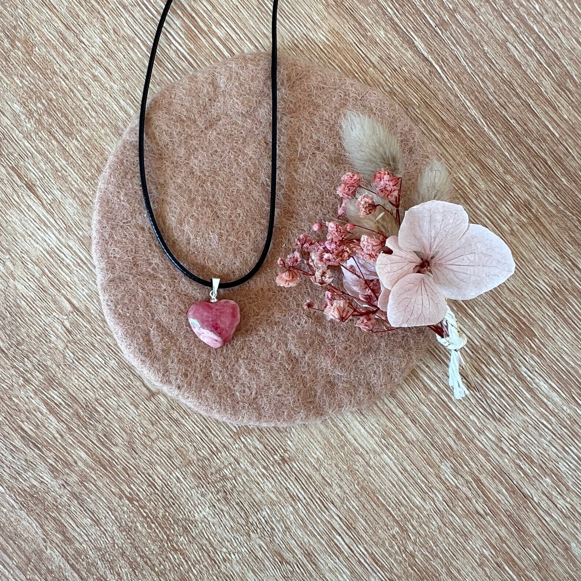 Rhodochrosite, pendentif coeur