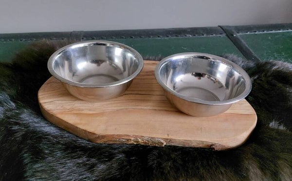 Dubbele voerbak van olijfhout 2