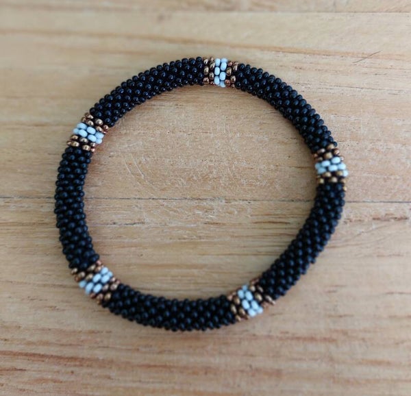 Nepalese Armband Zwart/Wit/Goud