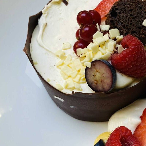 Dessert 2 (Cheesecake 2.0|Mousse Speculoos|Framboos|Limoen|Garnituur)