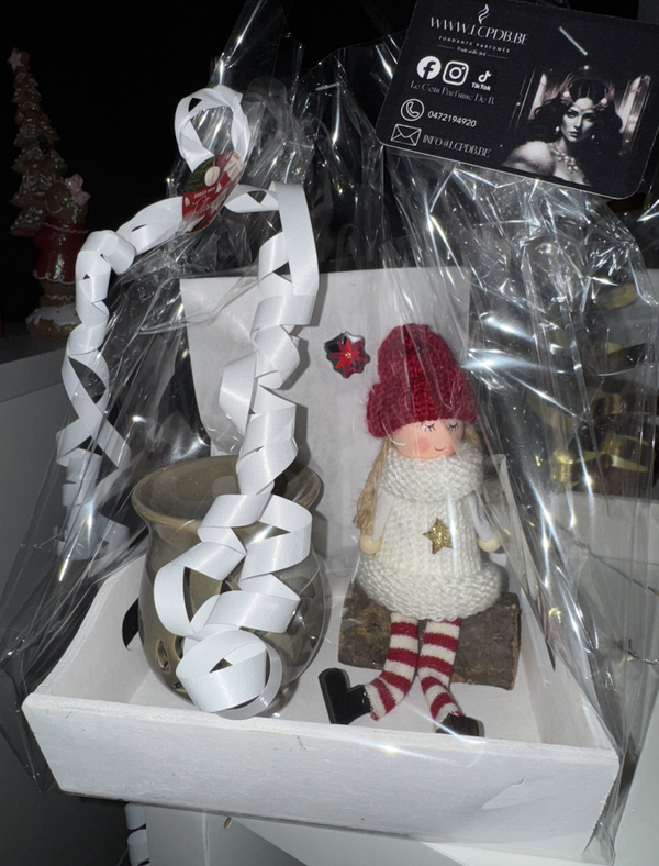 Montage Fillette au Pull Blanc