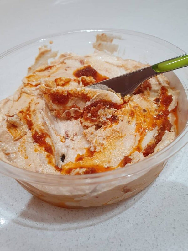 Cream Cheeze Spread With Sun Dried Tomatoes & Garlic