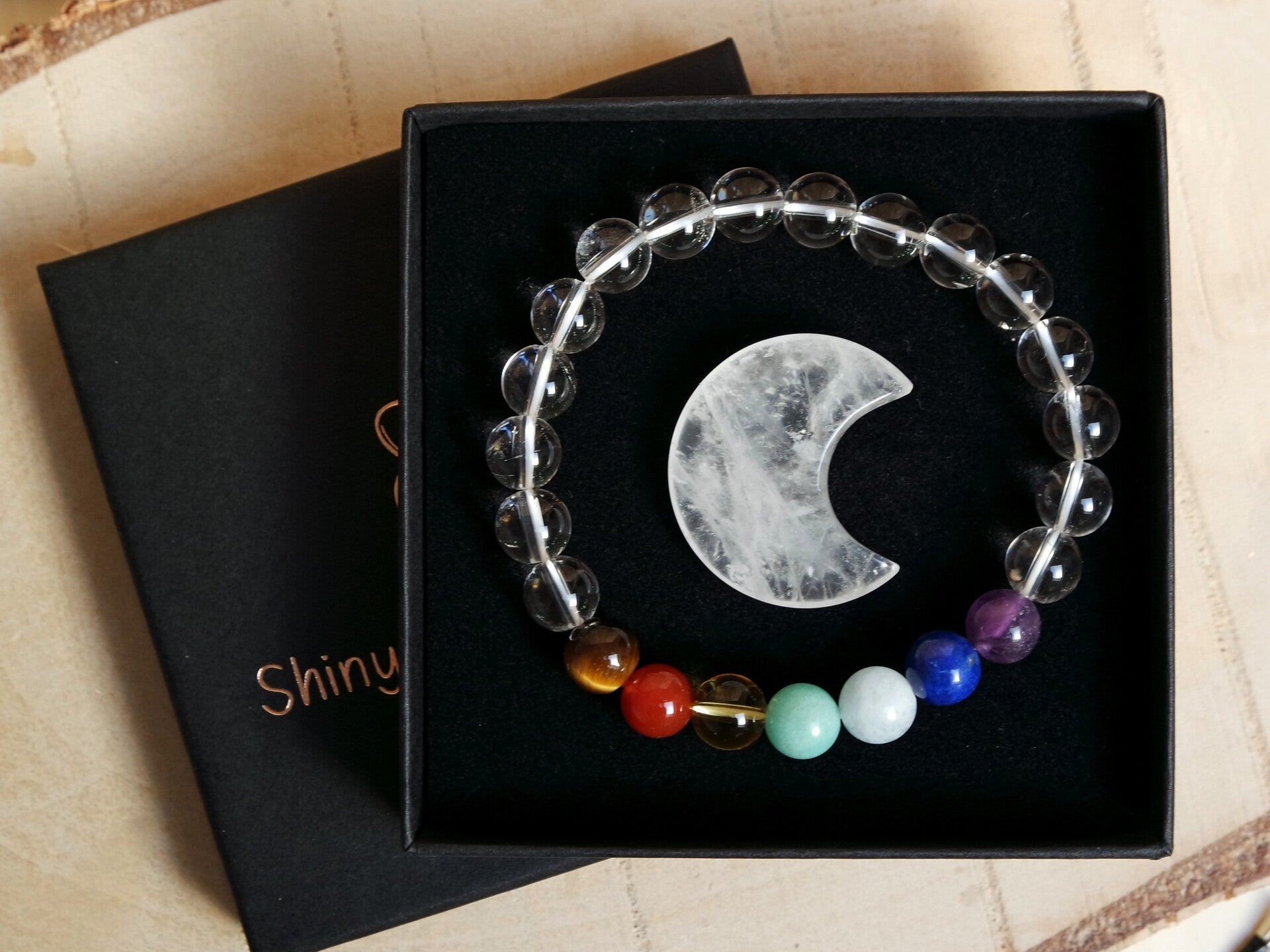 Edelsteen-set Chakra met maan van bergkristal