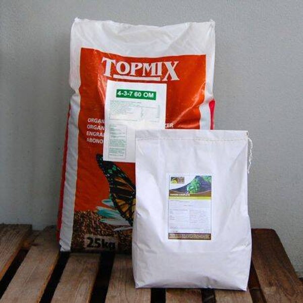 1 kg Topmix Complete Organic Plant Food 4-3-7