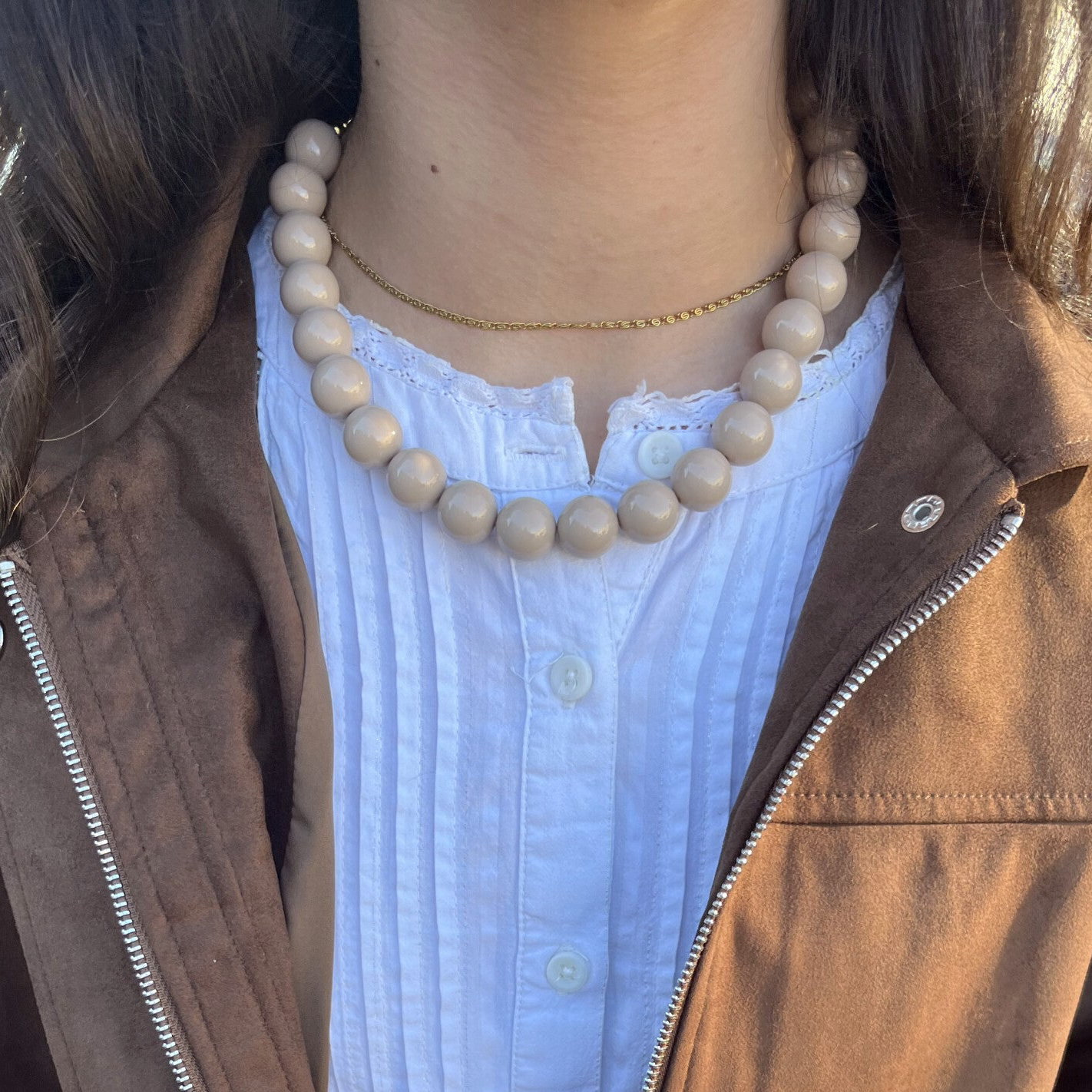 Balls necklaces beige