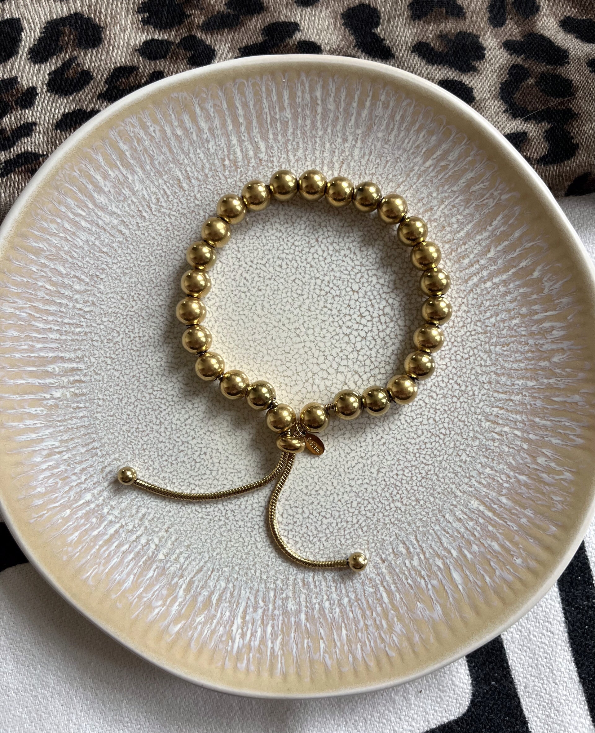 Vera bracelet gold
