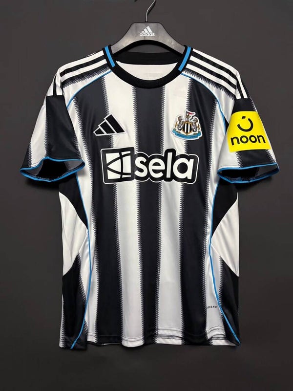 Newcastle United F.C. Temporada 2025-2026/ Primera Camiseta