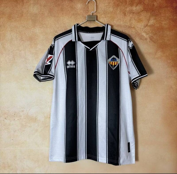 C.D Castellón. Temporada  2025-2026/Primera Camiseta