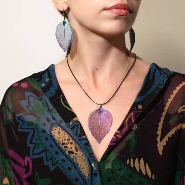 Kette „Blatt – Lavendel“