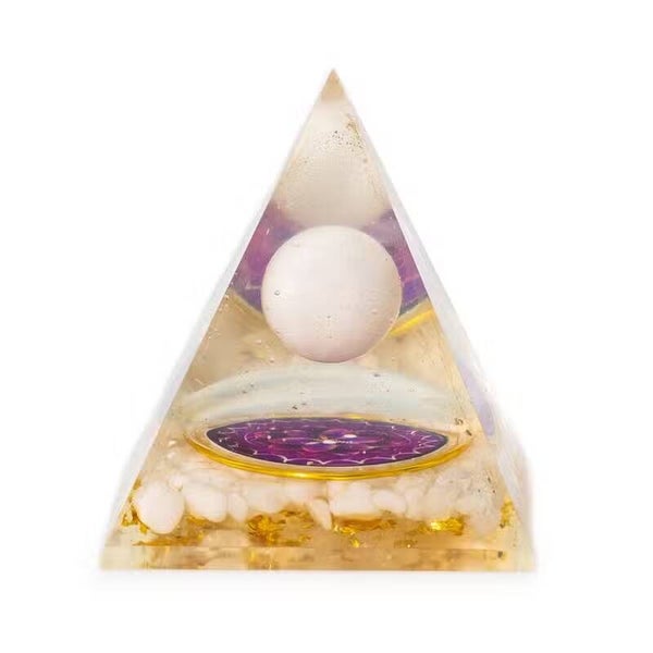 Orgonit-Pyramide mit schwebender Quarzkugel