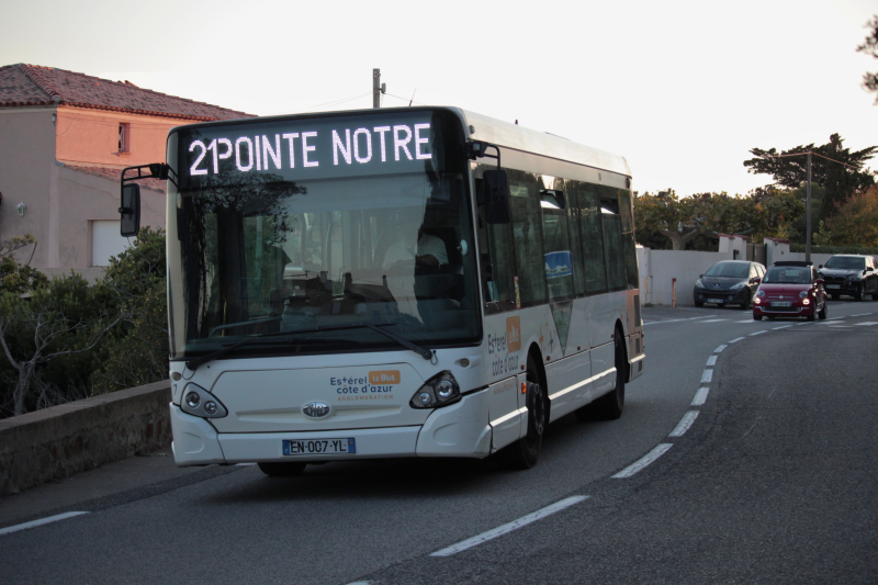 HeuliezBus GX137L n°7 - Rafael Bus - Ligne 21 - ©Spayk