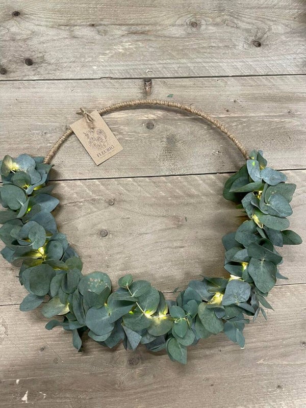 Flowerhoop verse Eucalyptus en led licht