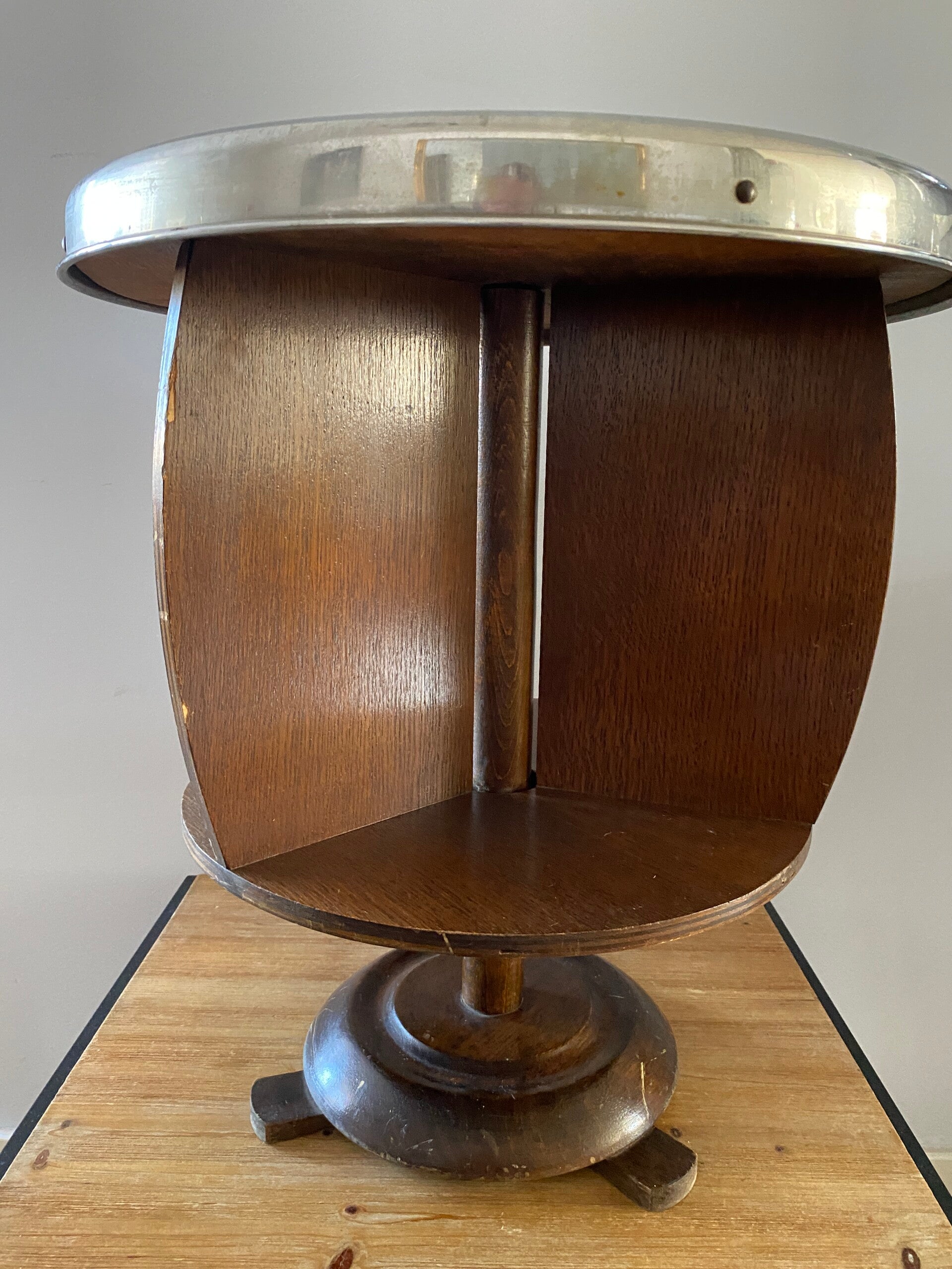 Art Deco rooktafeltje met draaibare middensectie