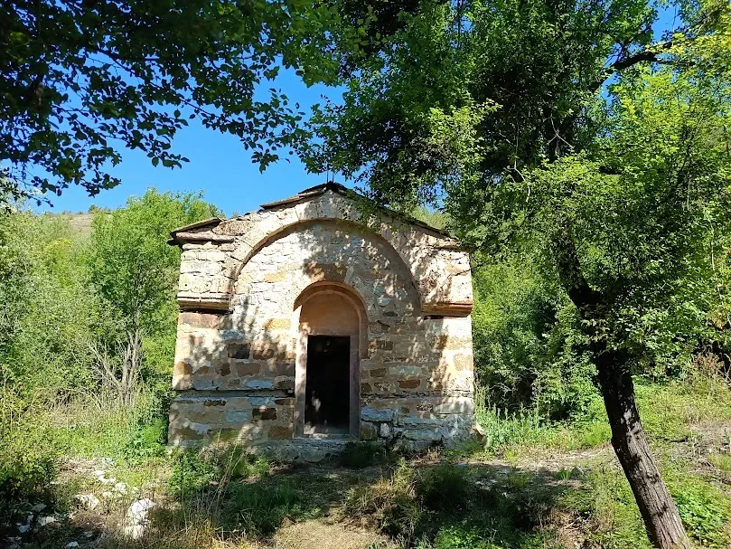 Crkva Svetog Argangela Mihaila u selu Boljev dol, najstarija crkva na Staroj planini