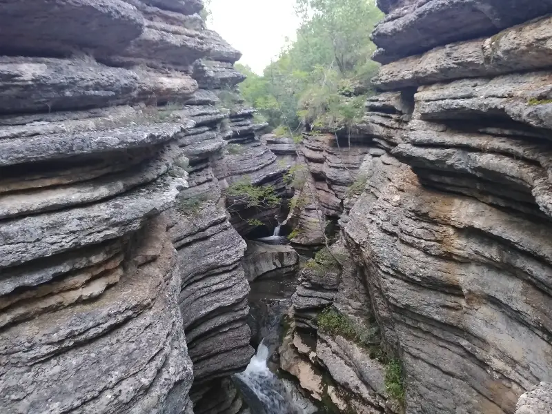 Rosomački lonci (Slavinjsko grlo)