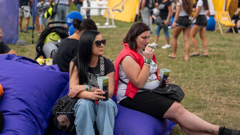 p10000041-standard-t1wtqk.jpg