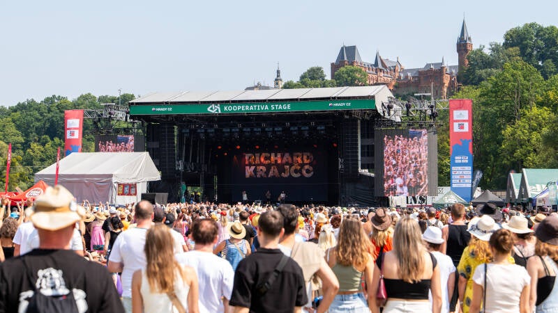 p1000833-standard.jpg