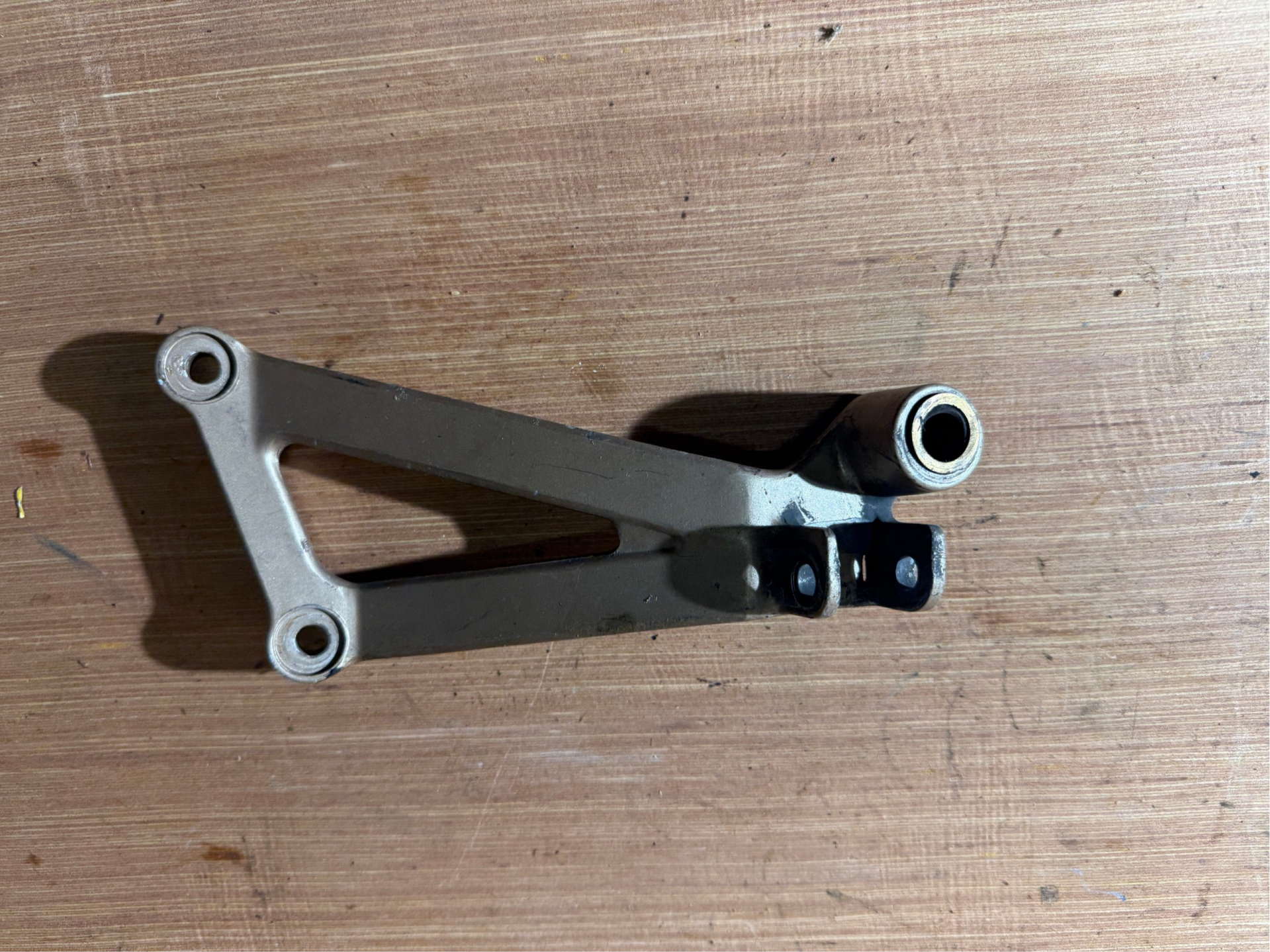 Honda NSR 125 JC 20 Fußraste Fussraste Fussrastenträger Halter Verkleidung Mopsfrikadelle Teile