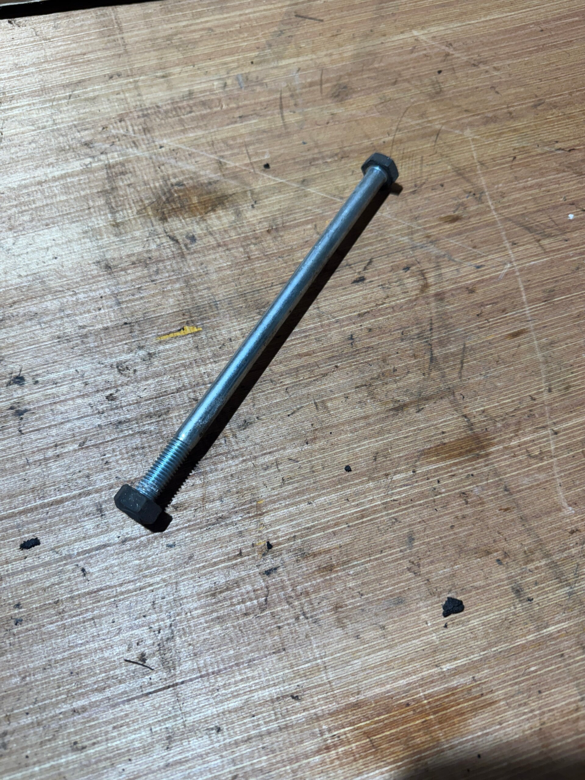 Piaggio Sfera Bolzen Achse Steckachse Axle Schraube Schlachtfest Mopsfrikadelle Teile