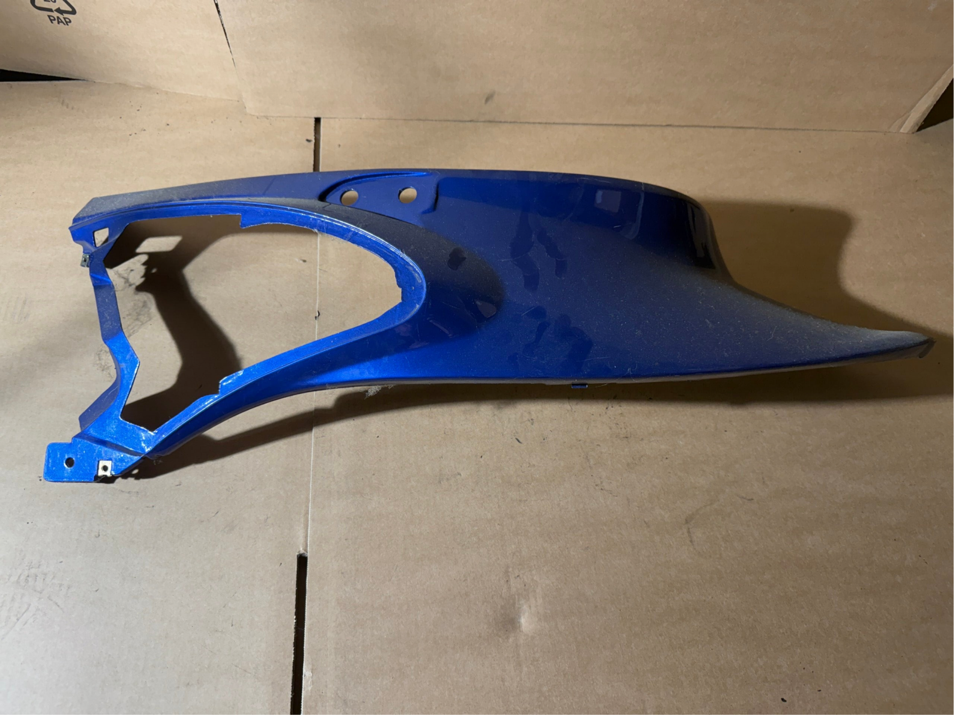 Benelli Velvet 125 Verkleidung Seitenverkleidung Teile Schlachtfest Mopsfrikadelle