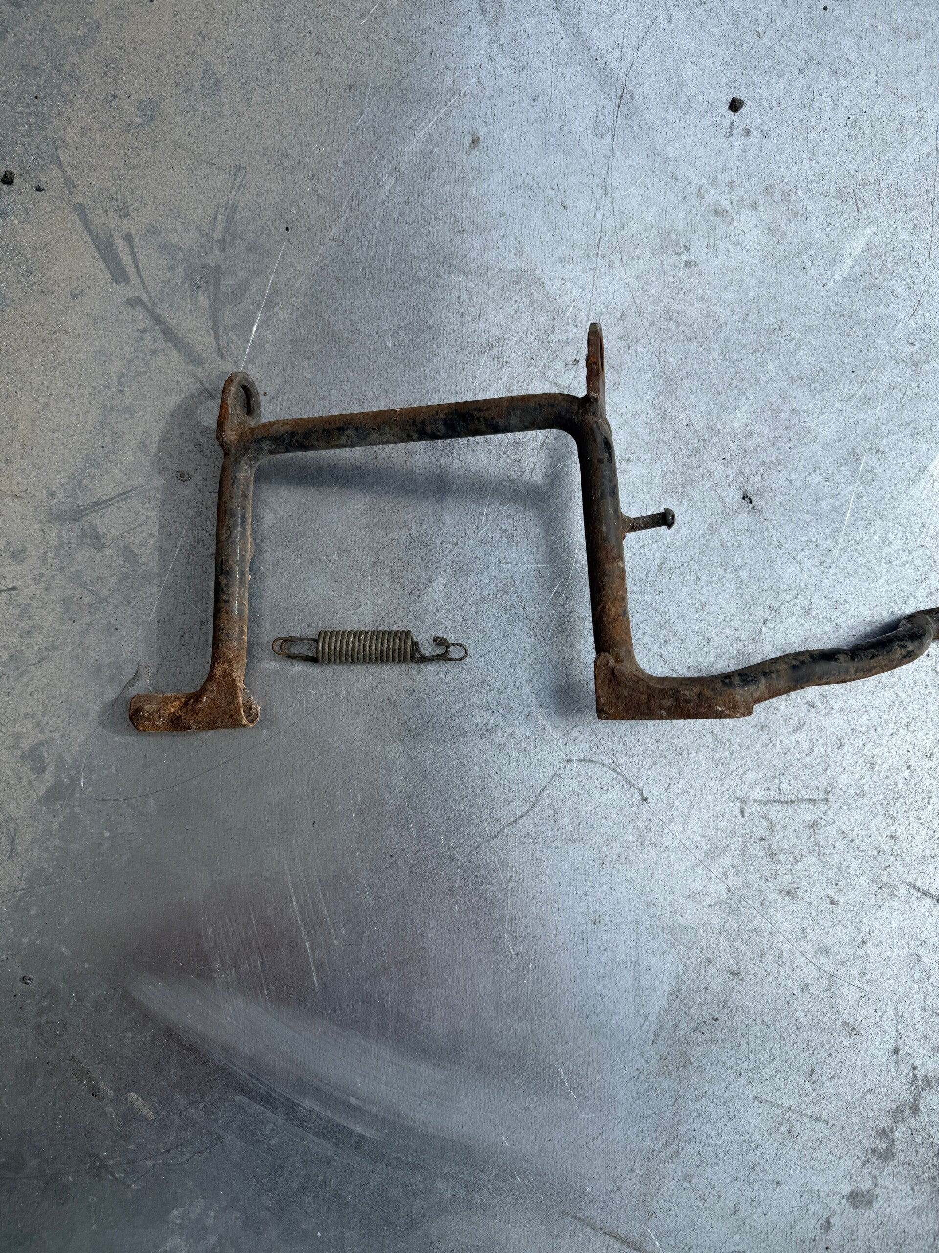 Honda SRX Shadow Ständer Stand Hauptständer Teile Feder Mopsfrikadelle