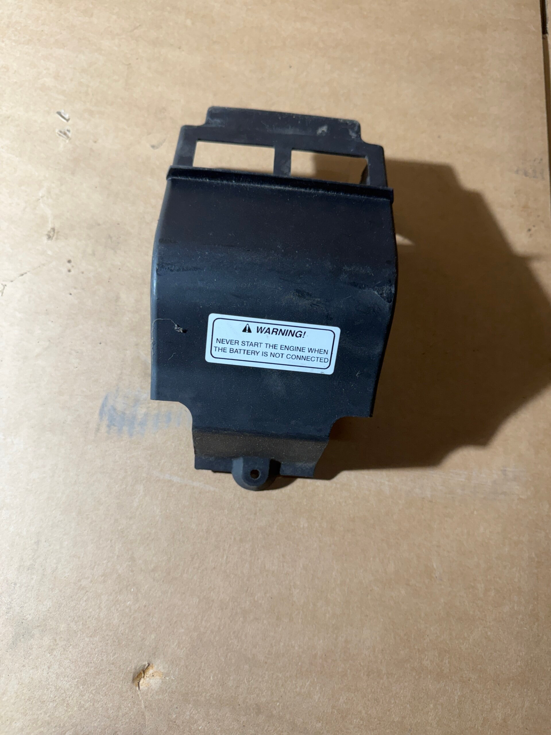 Yamaha XT 125 R Malaguti XT Batterie Deckel Blende Abdeckung Verkleidung Cover Teile Mopsfrikadelle