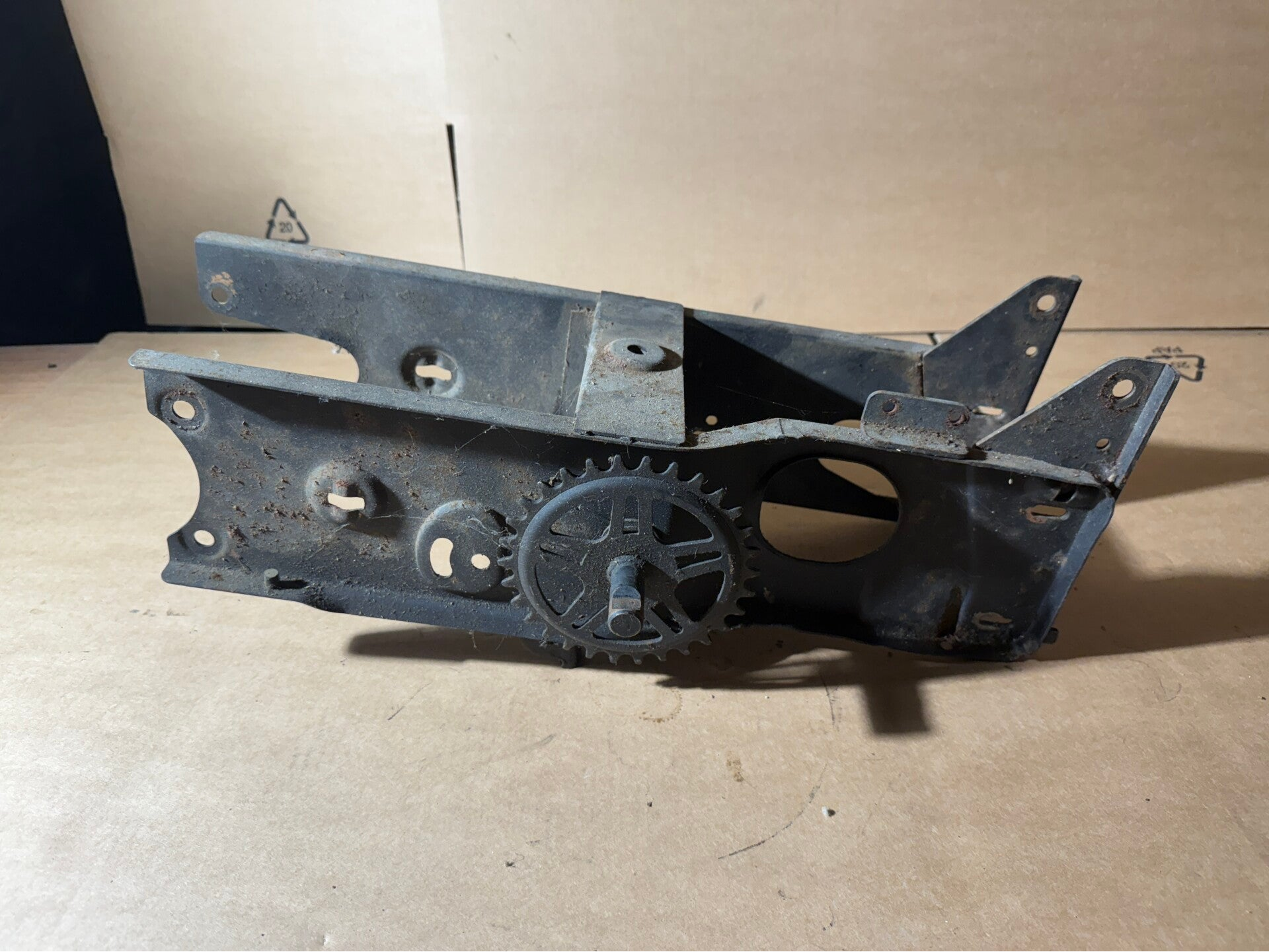 Italjet Pack 2 Motor Halter Motorträger Antrieb Engine Frame Rahmen Pedale Kettenrad Teile Schlachtfest Mopsfrikadelle