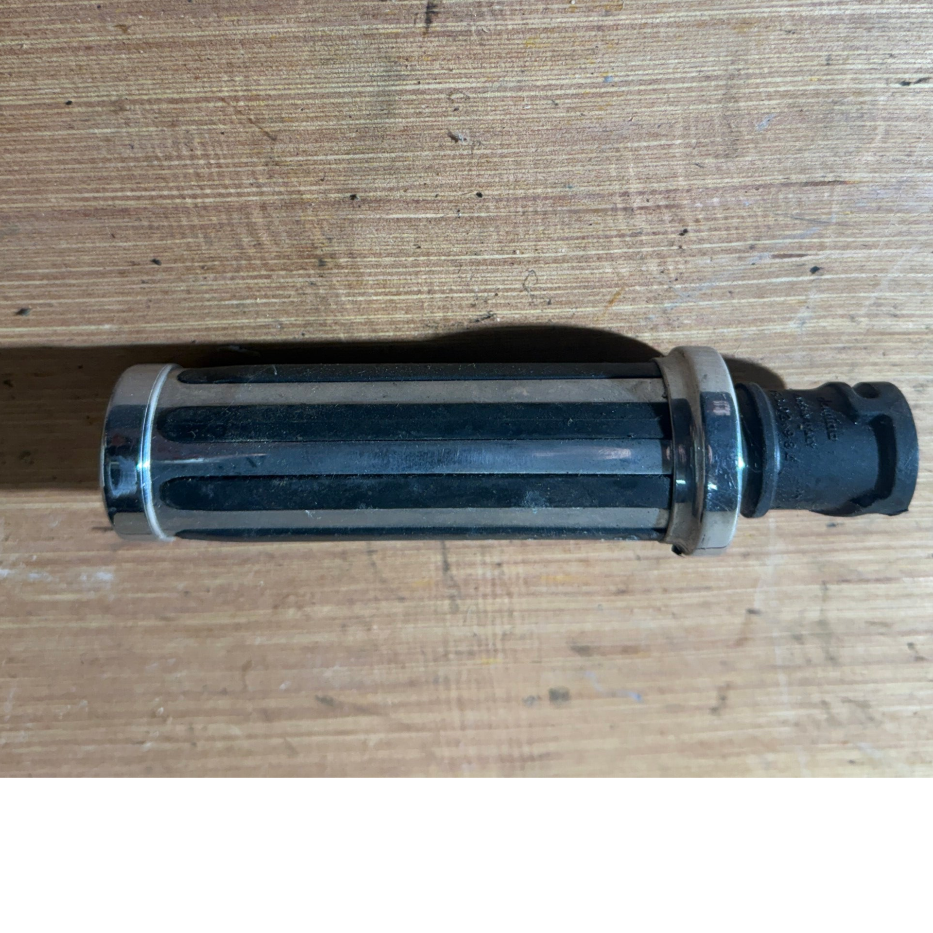 Piaggio NRG Gasgriff Lenker Griff Mopsfrikadelle Teile Schlachtfest