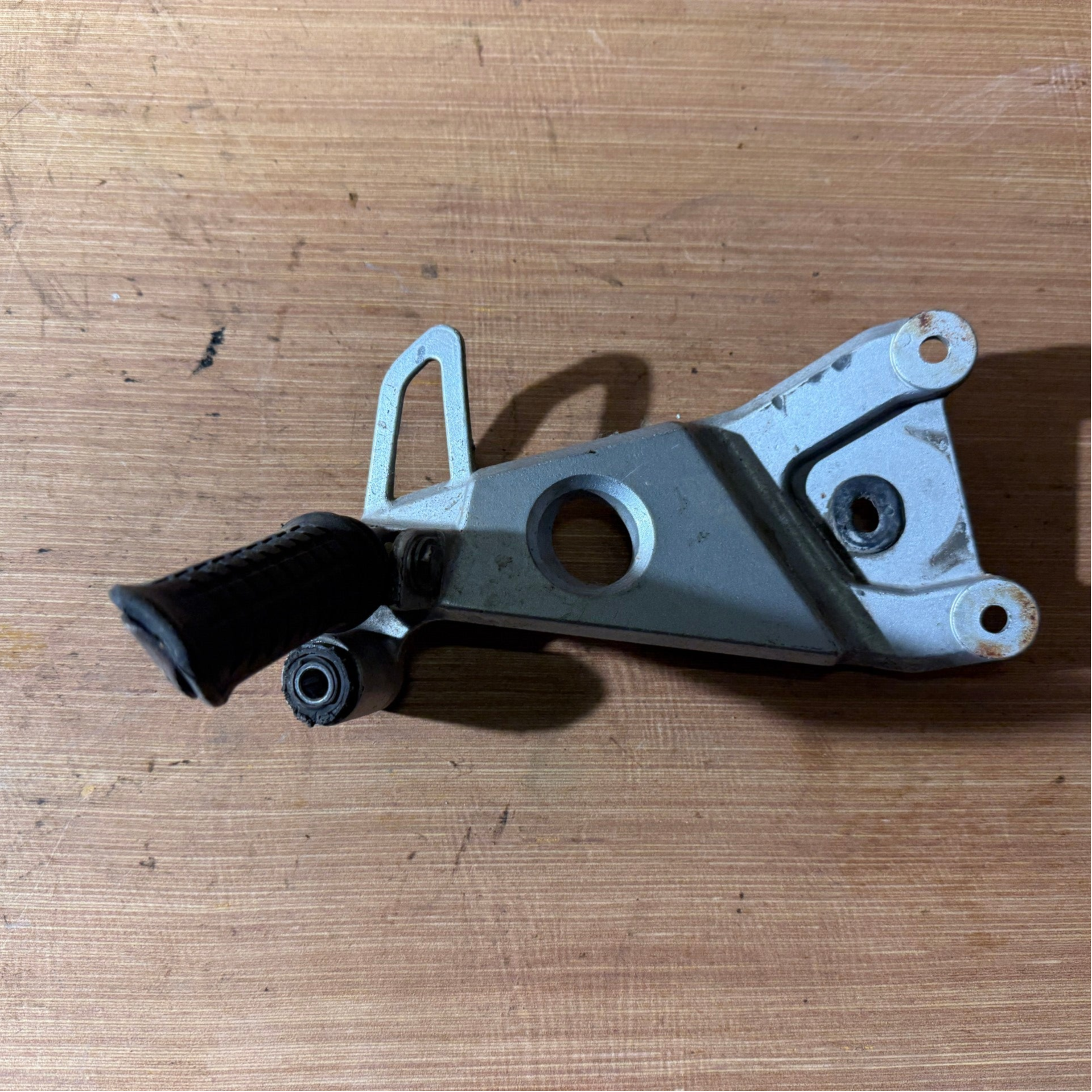 Honda NSR 125 JC 22 Fussraste Raste Rastenträger Frame Fußrastenträger Teile Mopsfrikadelle Shop