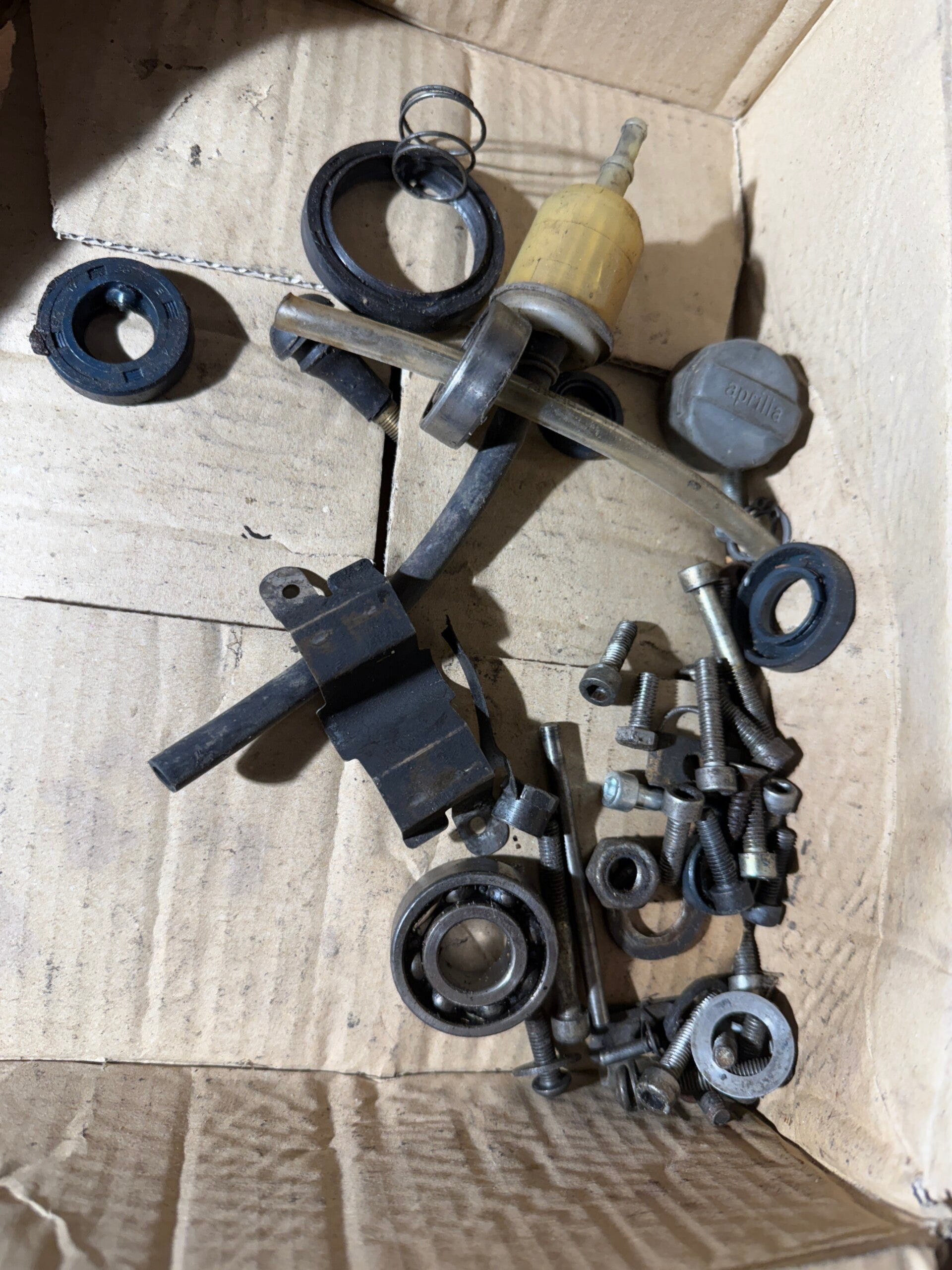 Aprilia Tuareg 50 Rally Teile Filter Schrauben Crew Deckel Öltank Tank Schlachtfest  Mopsfrikadelle