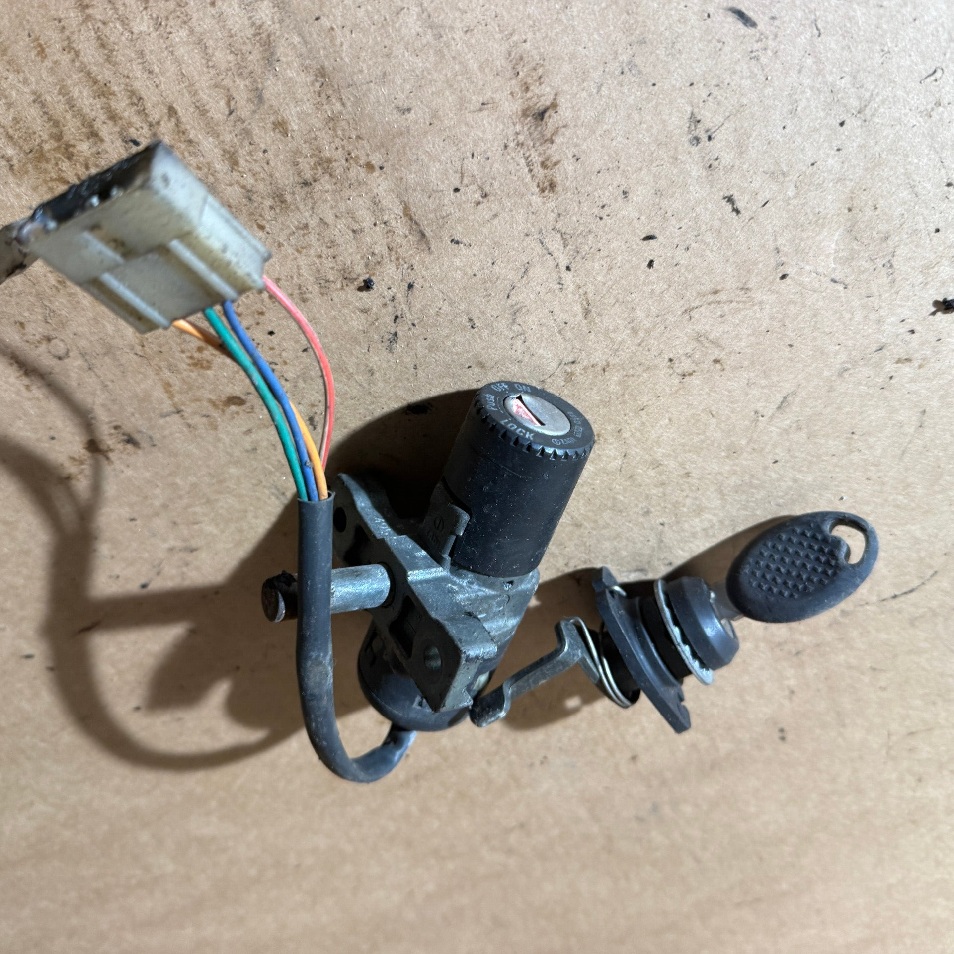 Aprilia Gulliver Schloss Schlosssatz Zündschloss Handschuhfach Teile Mopsfrikadelle