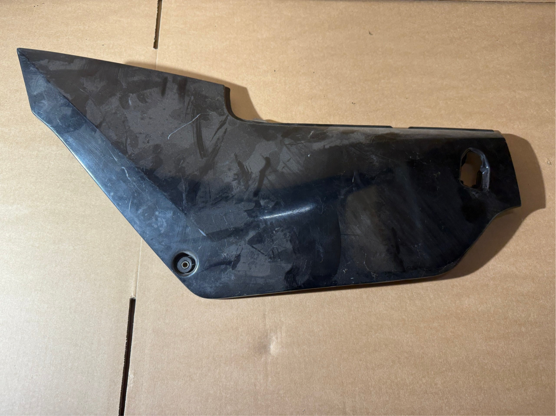 Suzuki RG 80 RG80 Gamma Verkleidung Seitenverkleidung Deckel Blende Abdeckung Mopsfrikadelle Teile