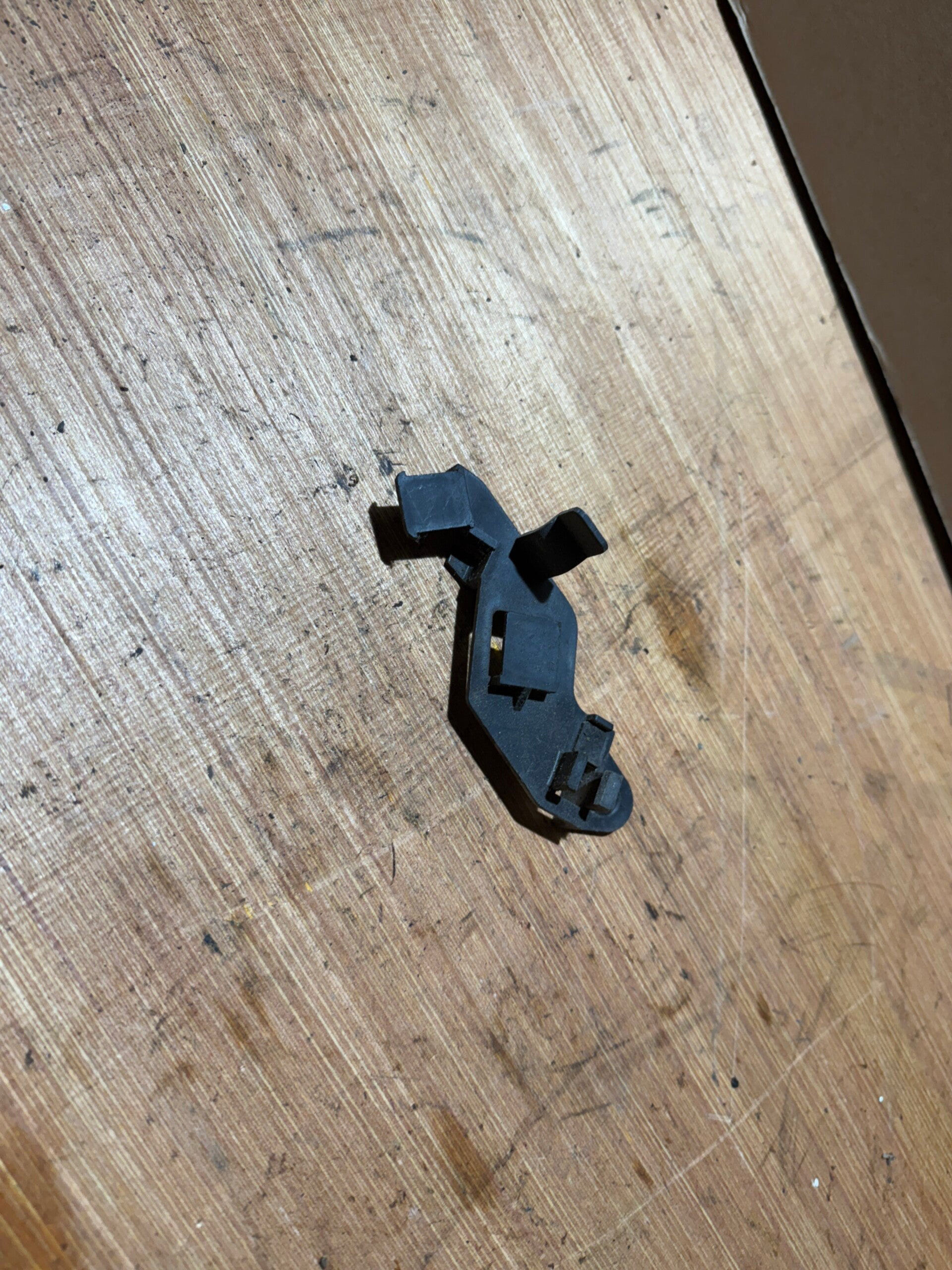 Honda Melody AB07 Halter Halterung Relais Steuerteil Schlachtfest Mopsfrikadelle