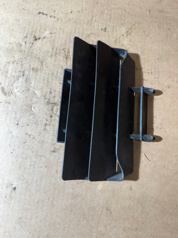 Yamaha DT 125 R 3BN Kühler Gitter Schutz Cooler Verkleidung Mopsfrikadelle Teile