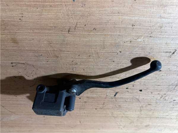 Honda NSR 125 JC22 JC 22 Bremse Brake Bremspumpe Brakepump Teile Bremshebel Bremsgriff Mopsfrikadelle