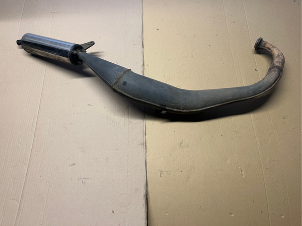 Honda NSR 50 Auspuff MH GE2 B1 ESD Krümmer Exhaust Muffler  Teile Schlachtfest Mopsfrikadelle