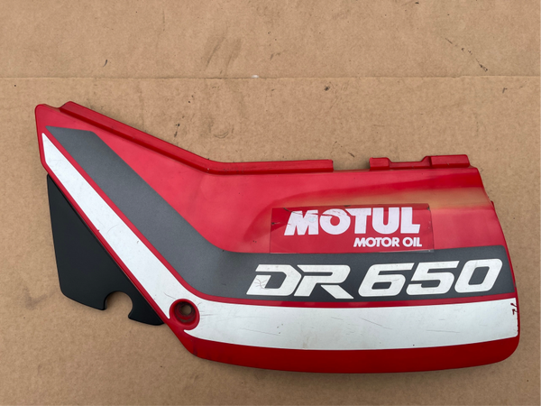 Suzuki DR 650 RS SP42B Verkleidung Seitenverkleidung Deckel Seitendeckel Cover  Mopsfrikadelle