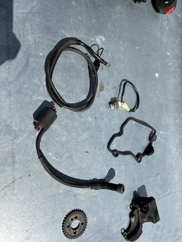 Suzuki Burgman UH 125 Burgmann Zündspule Kabel Sensor Dichtung Konvolut Schlachtfest