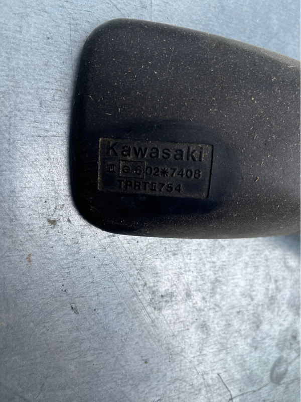 Kawasaki GPX 600 R Spiegel Rückspiegel Mirror Teile Schlachtfest Mopsfrikadelle