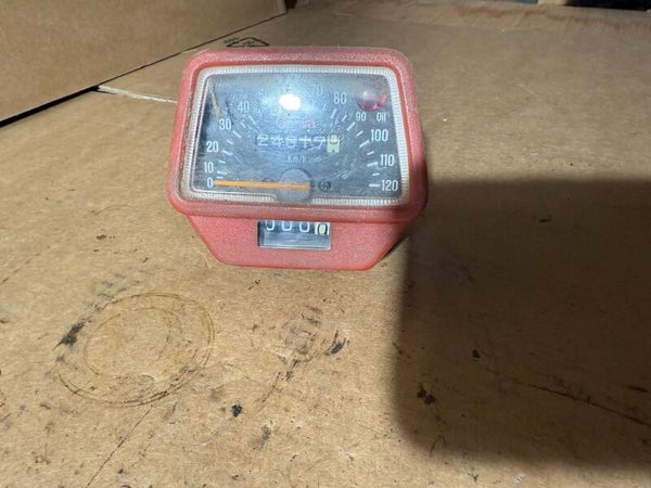 Aprilia Tuareg 50 Rally Tacho Speedometer Tachometer Cockpit Armatur Teile Schlachtfest Mopsfrikadelle