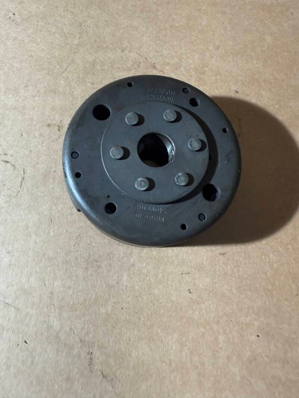 MZ MUZ SM RT SX 125 Schwungmasse Polrad Flywheel Lima Lichtmaschine Rotor Teile Schlachtfest Mopsfrikadele