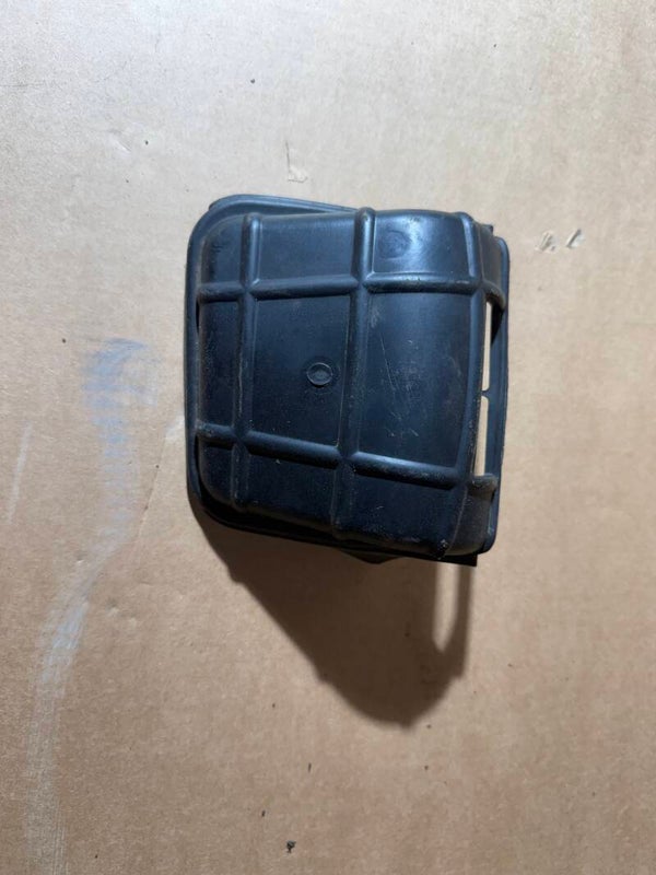 Yamaha XT 125 R Malaguti Xt Deckel Abdeckung Blende Verkleidung Airbox Luftfilterkasten Mopsfrikadelle Teile