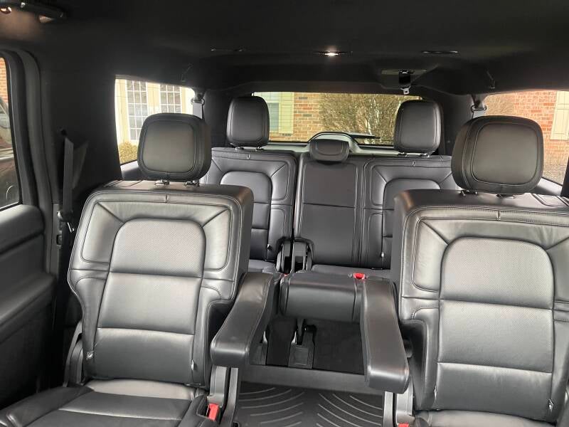 In Columbus, Ohio, finding luxury transportation services that combine comfort, style, and reliability can elevate your travel experience to new heights. At Ibex Supreme Luxury Transport, we take pride in offering premium limousine and black car services 