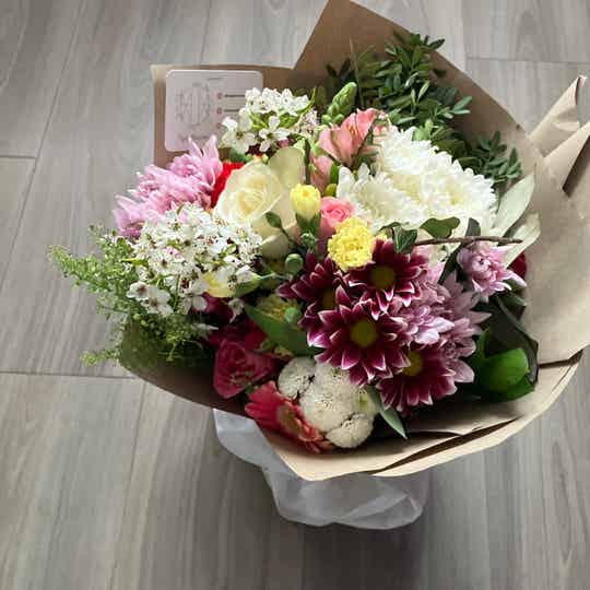 Classic Bouquet (Delivery)