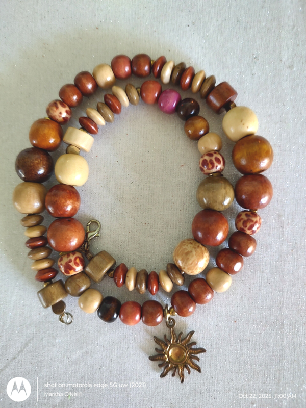 "Warm Earth" 22" "Native American Style Necklace" w/Gold Star Burse charm