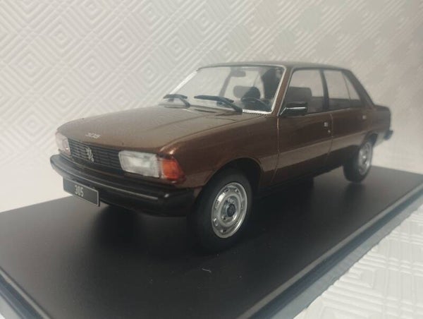 PEUGEOT 305 DE 1977