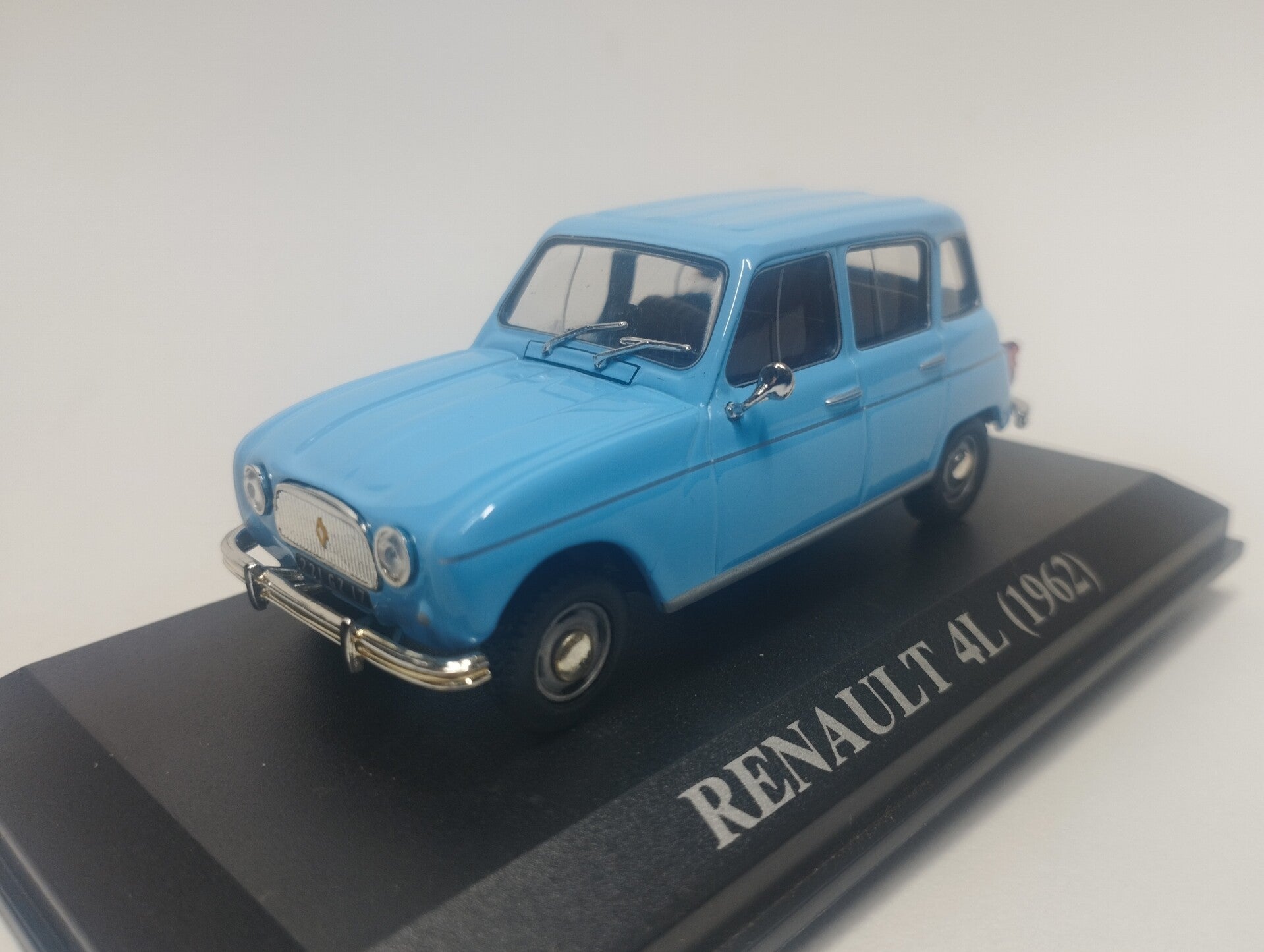 RENAULT 4  1962